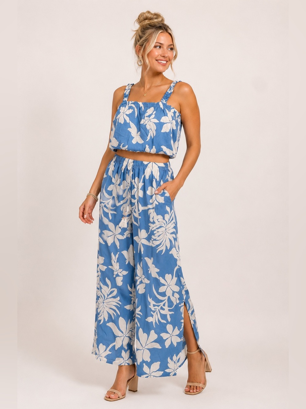 SALTY LEMON Blue White Floral 2 Piece Rayon Set Women’s Large NWT